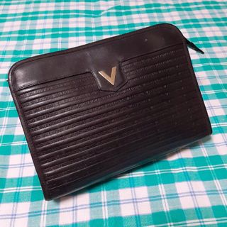 ヴァレンティノ(VALENTINO)の確実本物＊MARIO VALENTINO ヴァレンティノ クラッチバッグ(クラッチバッグ)