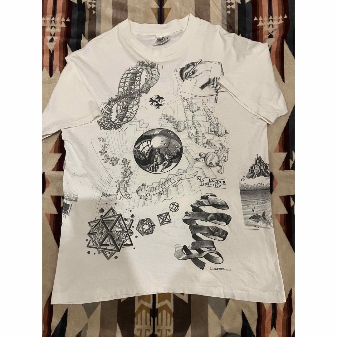 M.C Escher エッシャー Tシャツ ヴィンテージ-