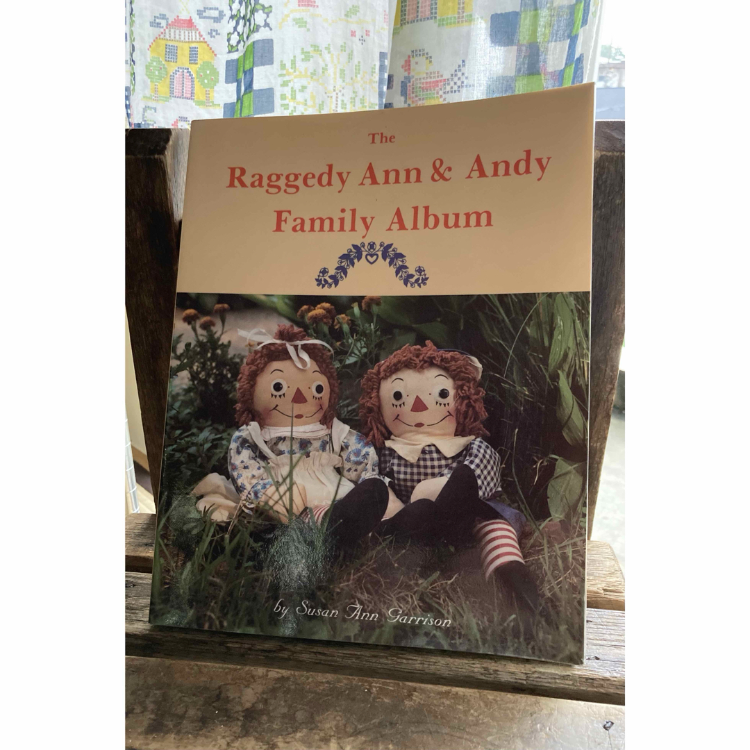 Raggedy Ann&Andy Family Album エンタメ/ホビーの本(洋書)の商品写真