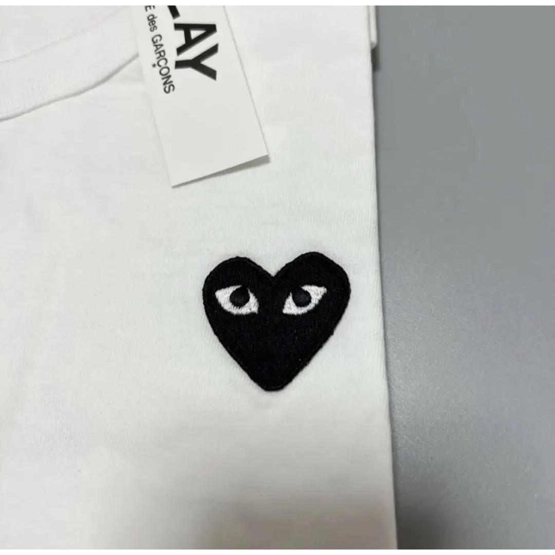 COMME des GARCONS(コムデギャルソン)のメンズXL半袖Tシャツ★新品★送料込★プレイコムデギャルソン PLAY メンズのトップス(Tシャツ/カットソー(半袖/袖なし))の商品写真