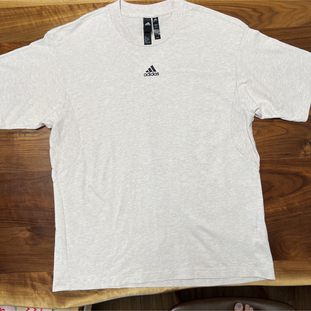 adidas(アディダス)のadidas✴︎シンプルロゴTシャツ　サイズXL メンズのトップス(Tシャツ/カットソー(半袖/袖なし))の商品写真