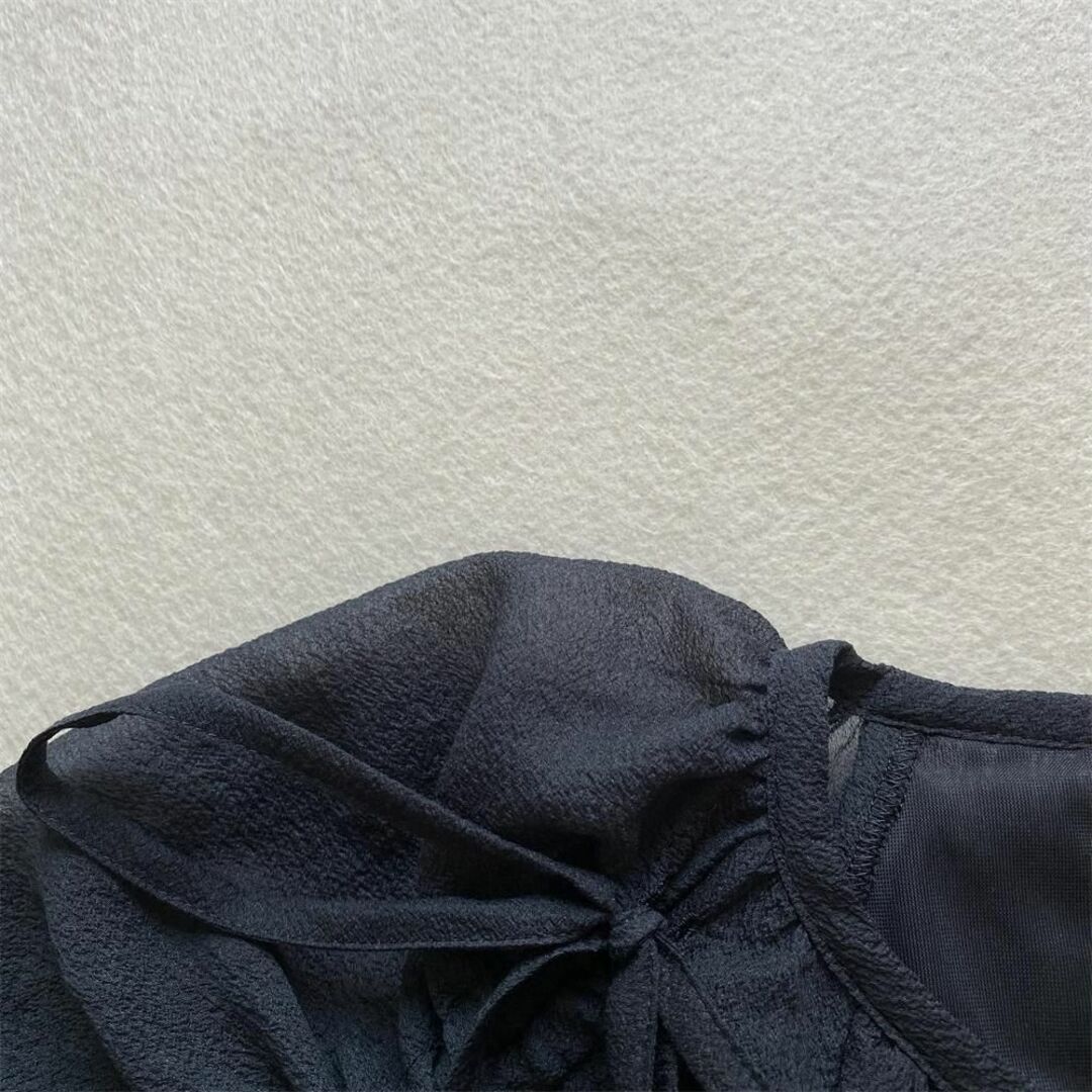 ánuans(アニュアンス)の2023SS 完売色 新品 anuans バルーンギャザーブラウス BLACK レディースのトップス(シャツ/ブラウス(長袖/七分))の商品写真
