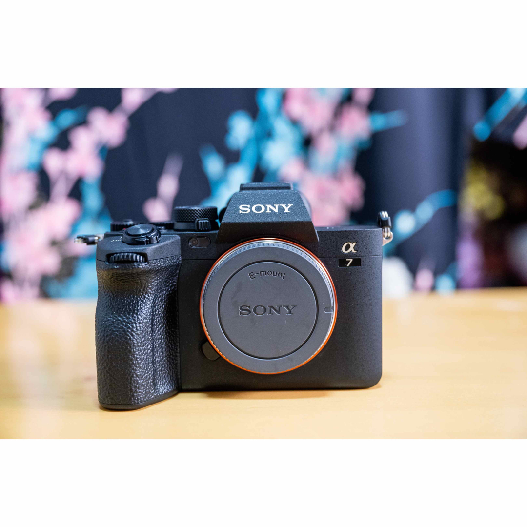 『カメラ屋で査定確認済み』SONY ソニー α7IV ボディ　ミラレースカメラ