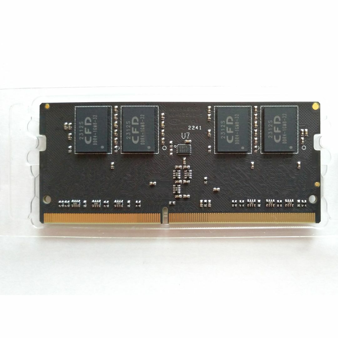CFD(シーエフデー)のDDR4 ノートPC用メモリ 8GB 1枚 ケースあり美品 スマホ/家電/カメラのPC/タブレット(PCパーツ)の商品写真