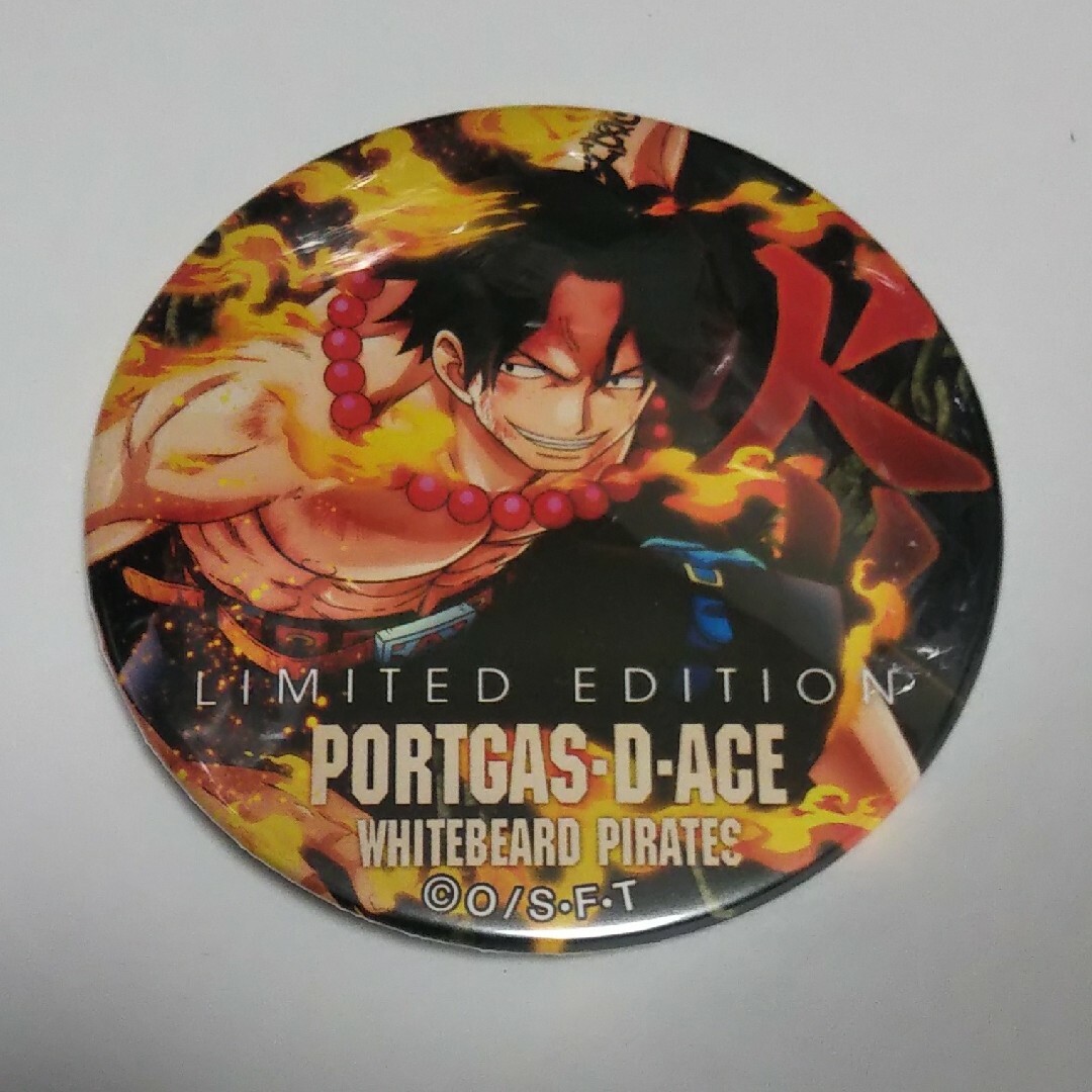 缶バッジ 輩 FIRE エース シークレット ワンピース ファイアー 炎 火拳 | フリマアプリ ラクマ