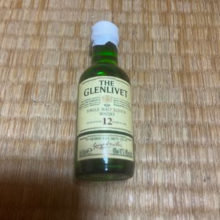 ウイスキー　グレンリビット　GLENLIVET １２年　５０ml(ウイスキー)