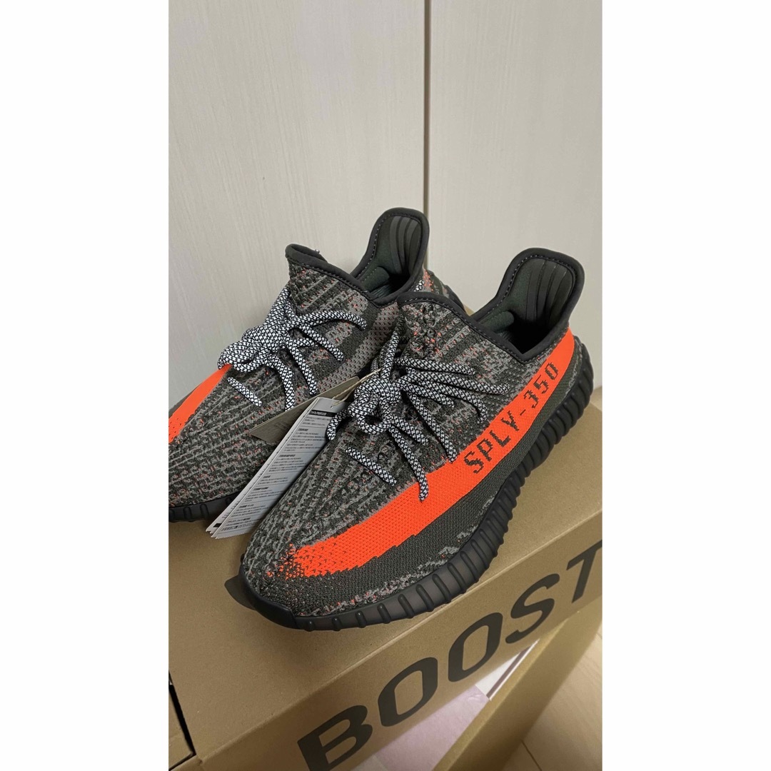 YEEZY（adidas）(イージー)のadidas YEEZY Boost 350 V2 アディダス イージーブースト メンズの靴/シューズ(スニーカー)の商品写真