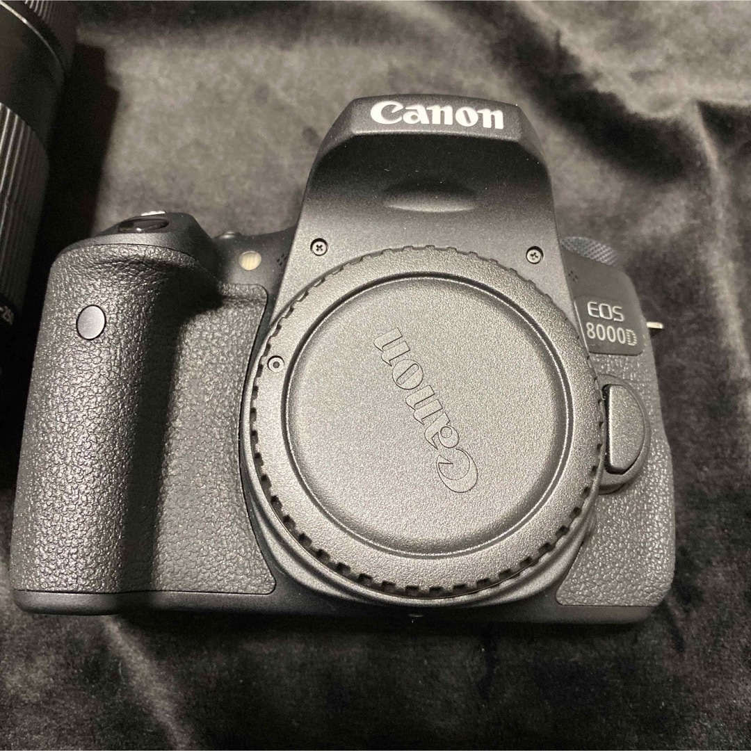 美品 Canon キャノン EOS 8000D ダブルズームキット 本体 レンズ
