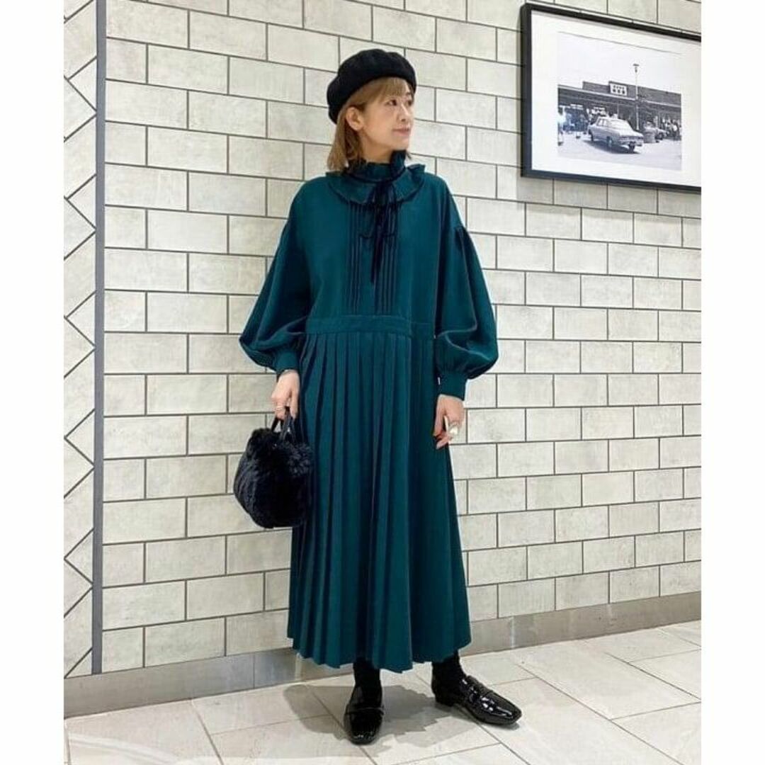 CAROLINA GLASER - 即完売品 新品 CAROLINA GLASER ピンタック