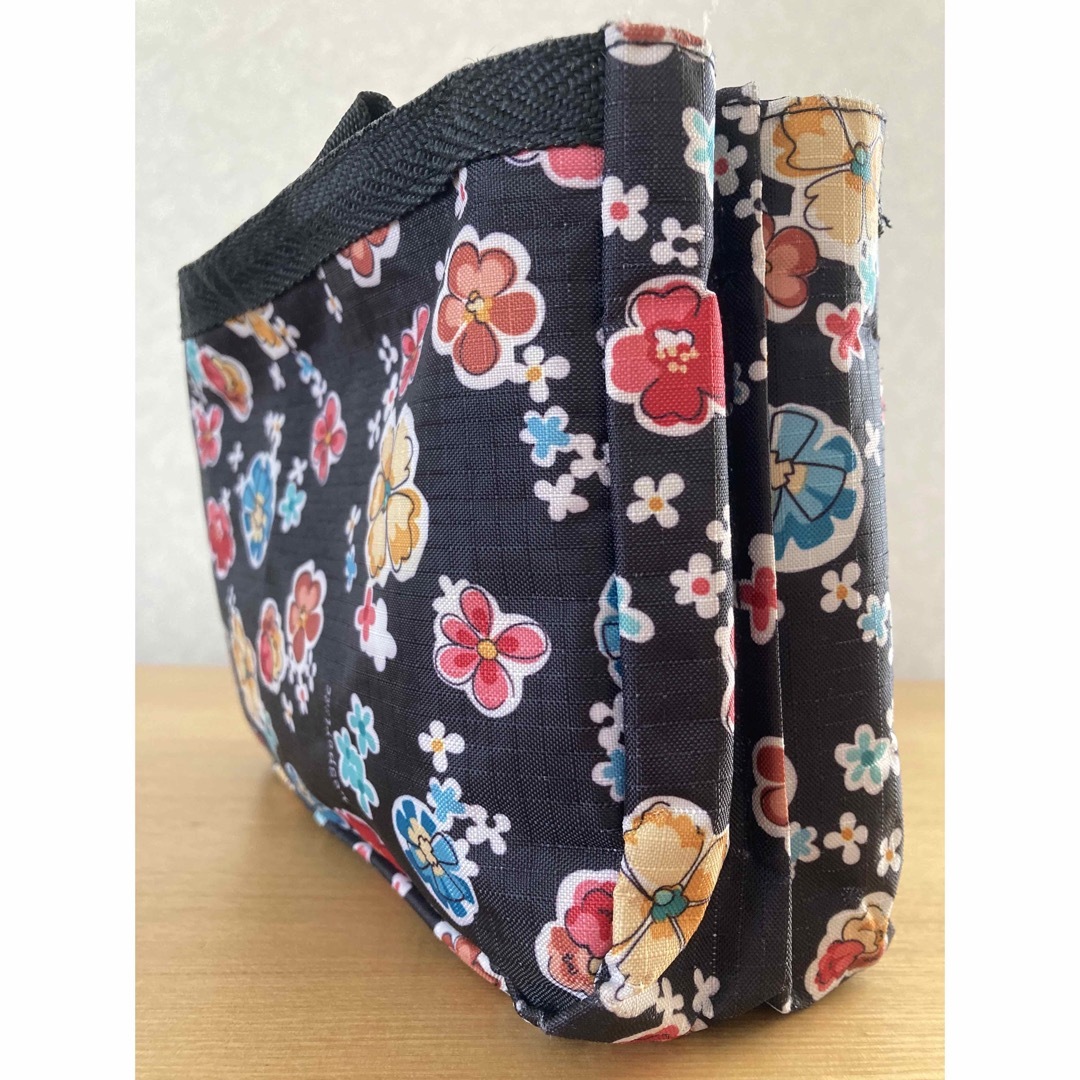 LeSportsac(レスポートサック)のLESPORTSAC　レスポートサック ノルマンディ花柄　Bag　in Bag レディースのバッグ(その他)の商品写真