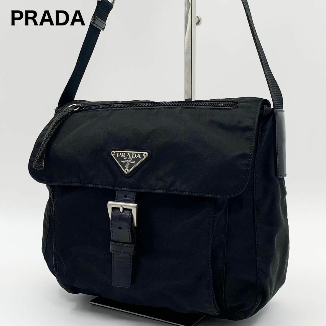 ブリヤンテス・レッド 美品 ✨ プラダ ショルダーバッグ 三角ロゴ