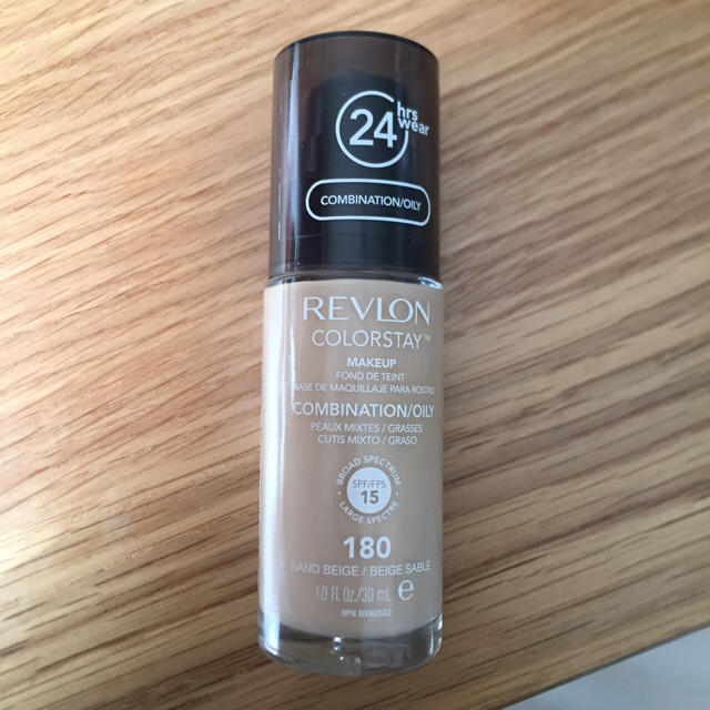 REVLON(レブロン)のREVLON カラーステイ メイクアップ 180SAND BEIGE コスメ/美容のベースメイク/化粧品(ファンデーション)の商品写真