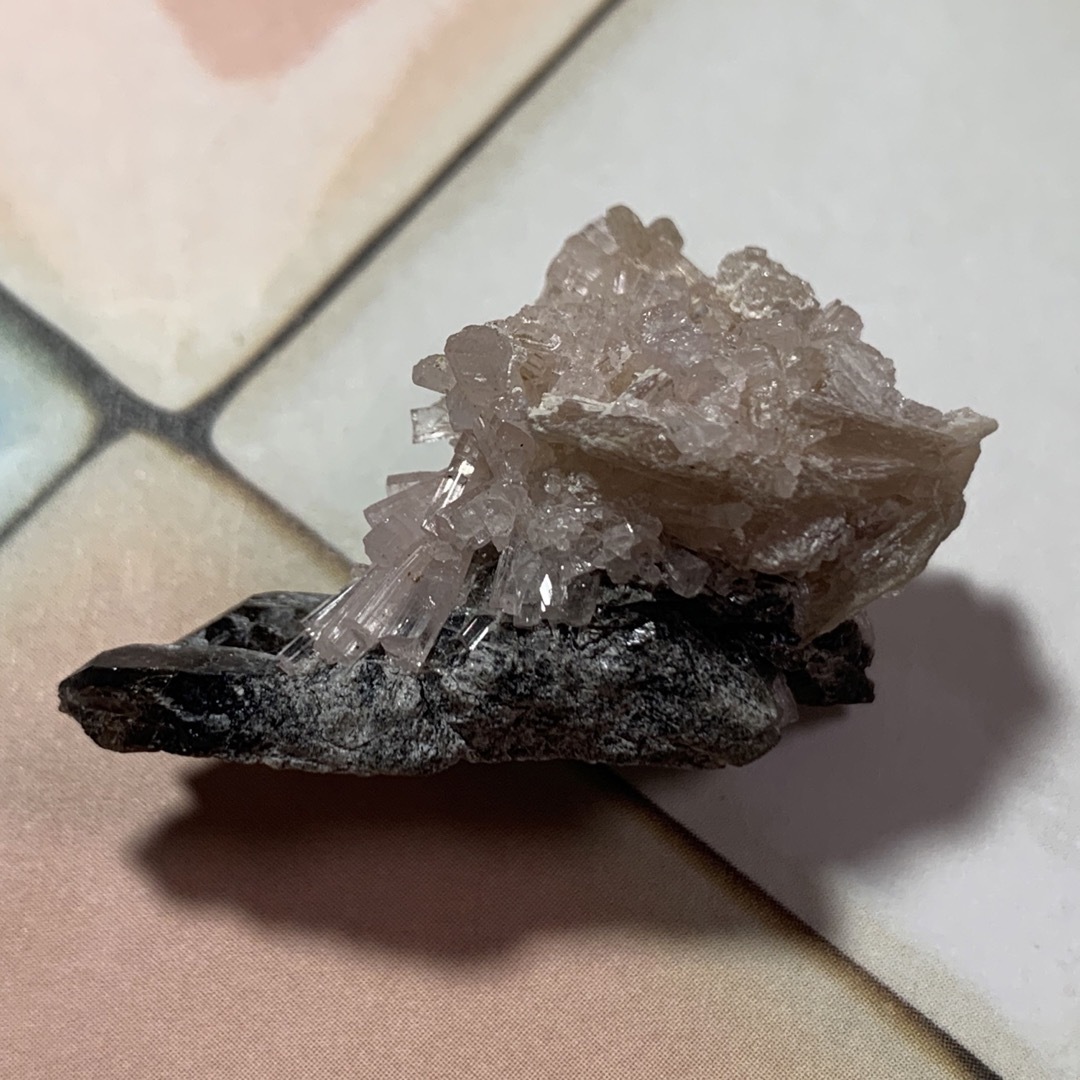 ※お値下げしました（T22）水晶、雲母、トルマリンの鉱物標本