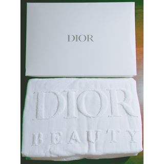 ディオール(Dior)のDIOR beauty バスタオル ホワイト 新品未使用 ディオールビューティー(タオル/バス用品)