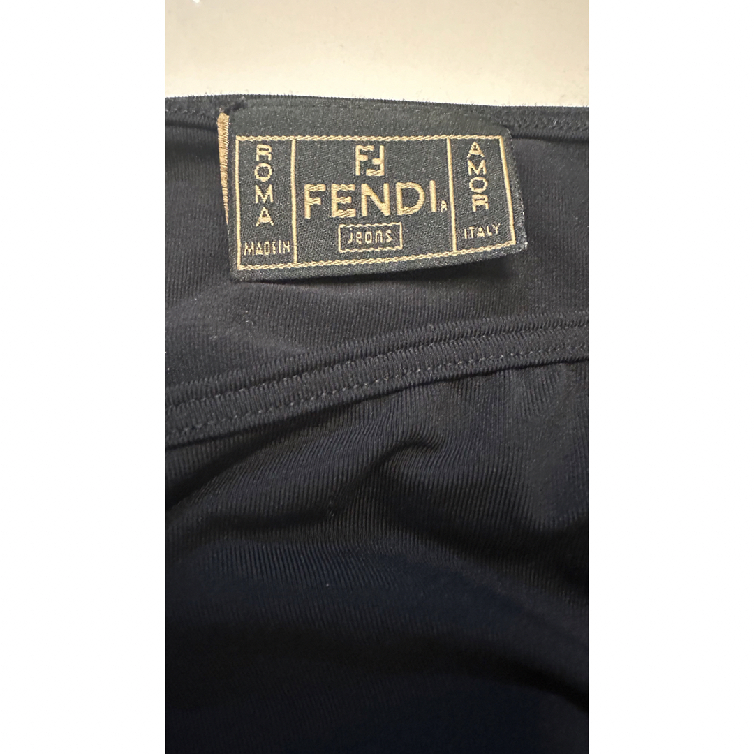 FENDI(フェンディ)のサマーセール　FENDI カットソー レディースのトップス(カットソー(半袖/袖なし))の商品写真