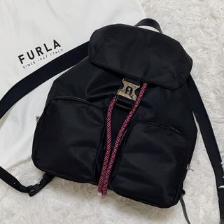 ✨美品✨希少✨激レア フルラ リュックアーチロゴ レザー×ナイロン 黒