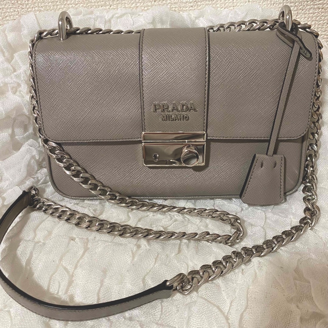 PRADA プラダ　チェーン ショルダーバッグ　75945 1BD298