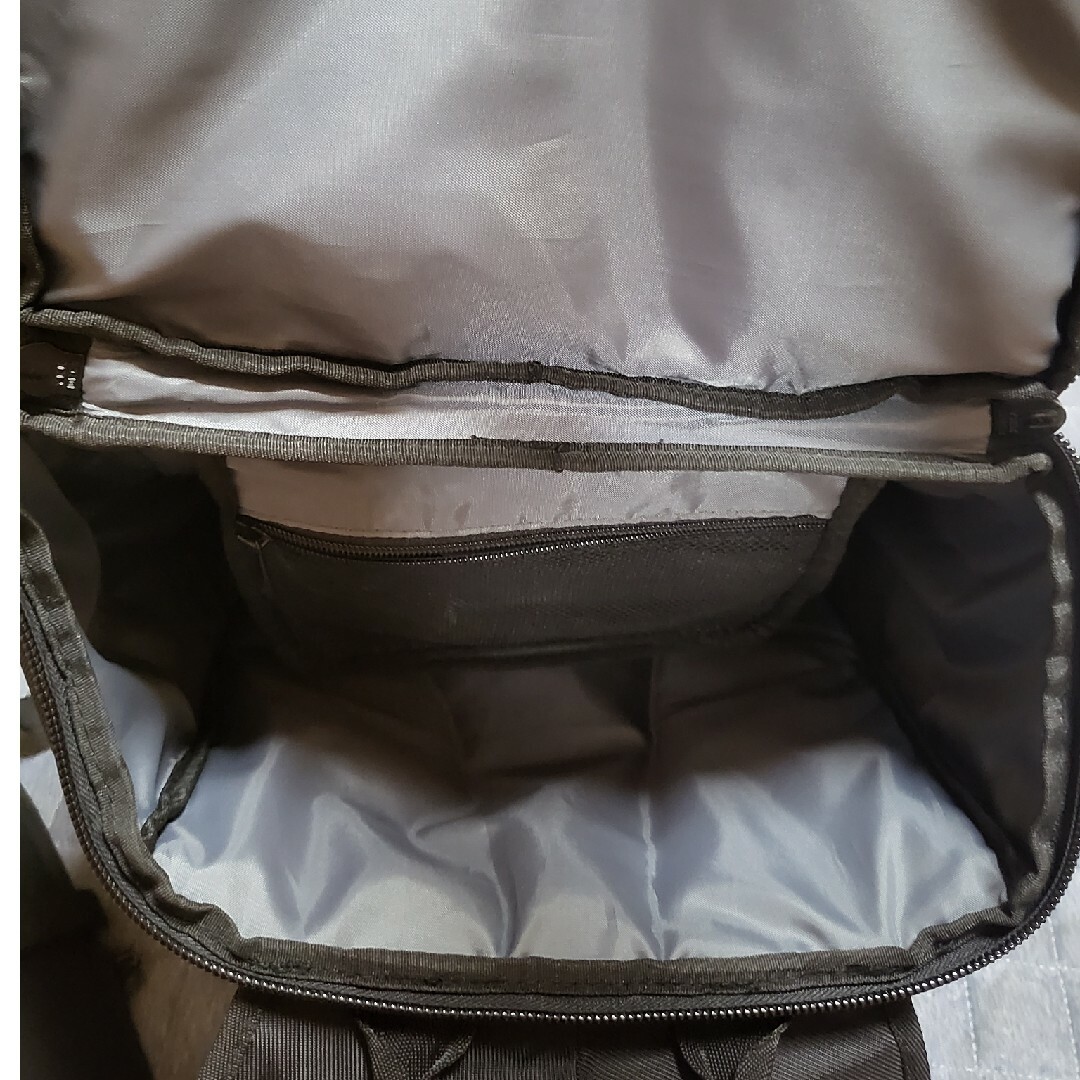 DESCENTE(デサント)の【DESCENTE】MoveSportスクエア バックパック 30L メンズのバッグ(バッグパック/リュック)の商品写真