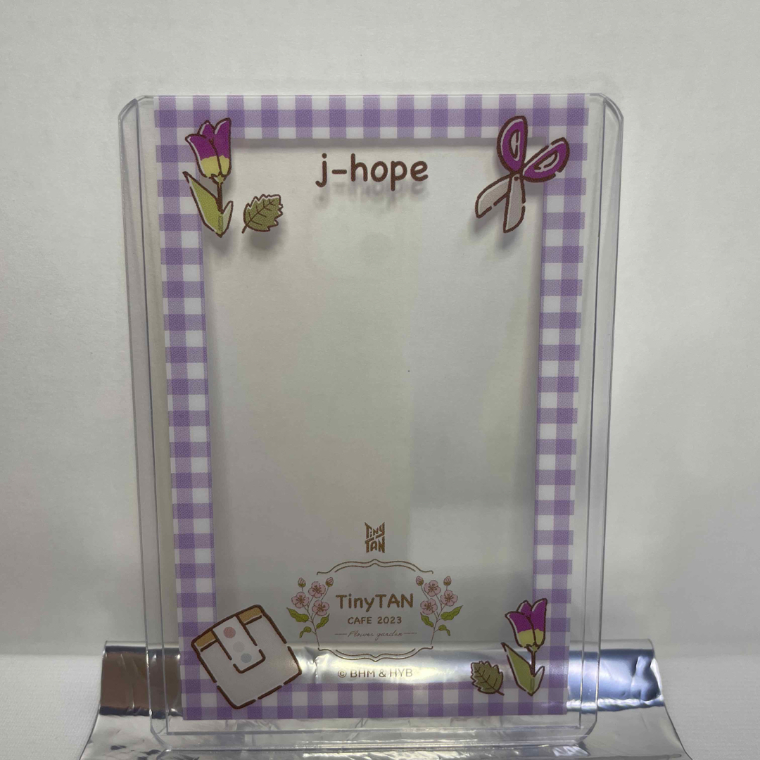 防弾少年団(BTS)(ボウダンショウネンダン)のBTS TinyTAN CAFE 事前予約特典 カードケース j-hope エンタメ/ホビーのタレントグッズ(アイドルグッズ)の商品写真
