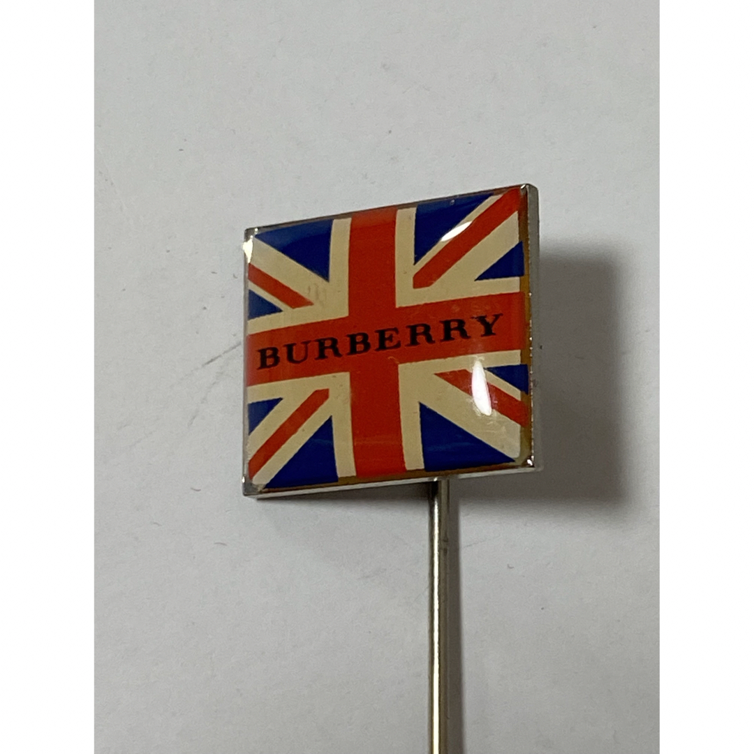 BURBERRY(バーバリー)のBurberry バーバリー ブローチ イギリス 国旗 レディースのアクセサリー(ブローチ/コサージュ)の商品写真