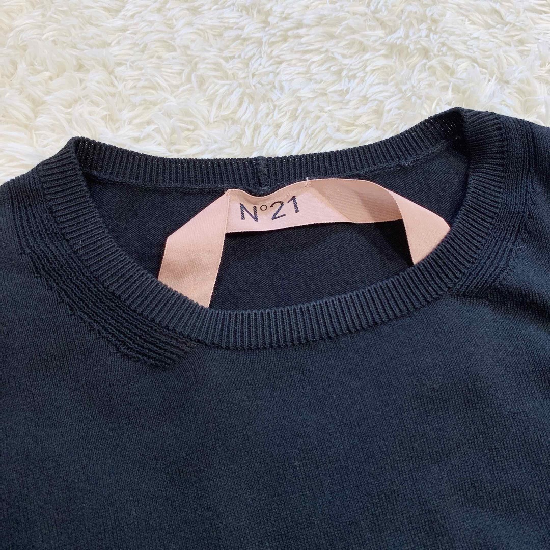 N°21 - 美品 N°21 ヌメロヴェントゥーノ ニット トップス フリル 花柄