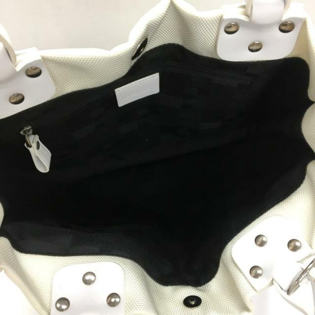 MARNI マルニ バケツ型トートバッグ ストラップ付きパスケース付属 白
