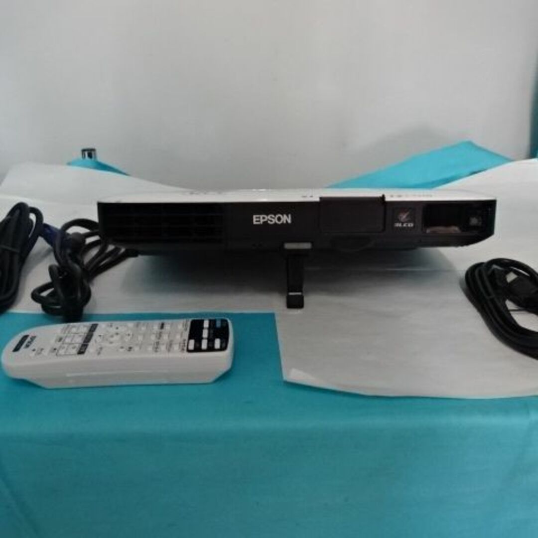 EPSON LCD PROJECTOR EB-1785W リモコンあり