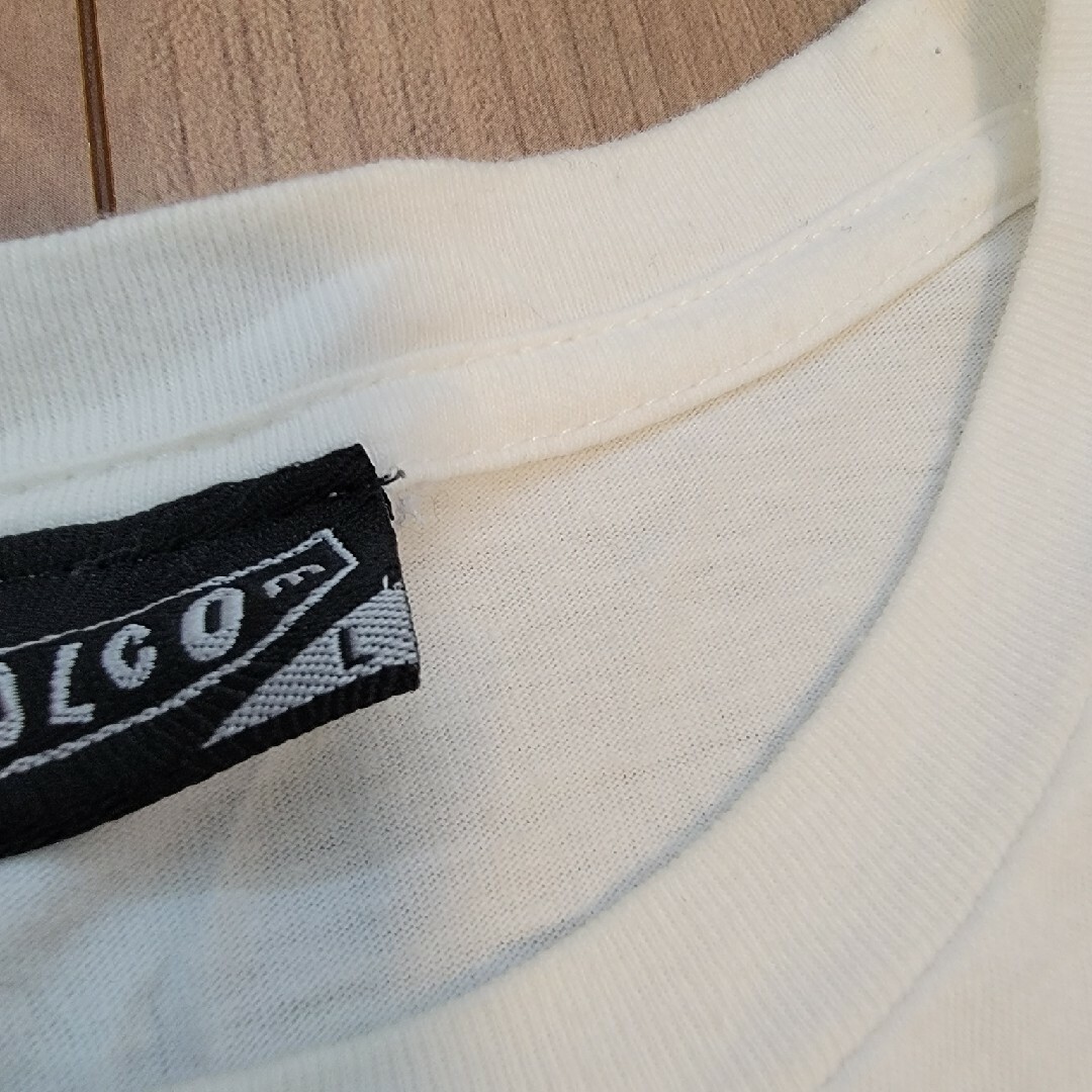 volcom(ボルコム)の《値下げ中》VOLCOM　メンズ　Tシャツ メンズのトップス(Tシャツ/カットソー(半袖/袖なし))の商品写真