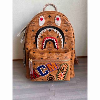 アベイシングエイプ(A BATHING APE)のBAPE×MCM SHARKSTAR BACKPACK(バッグパック/リュック)