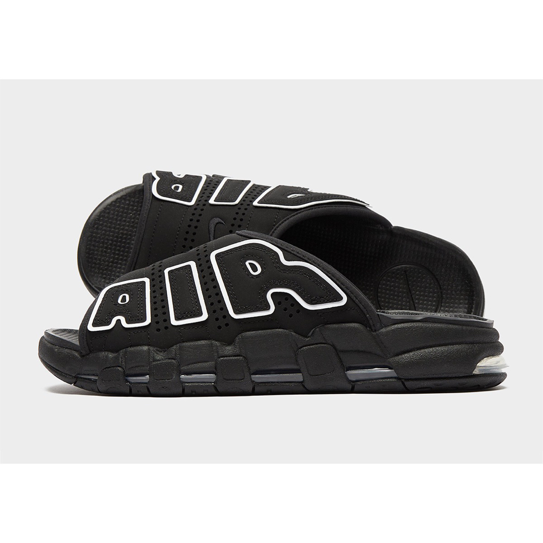 NIKE(ナイキ)の即日配送！Nike Air More Uptempo Slide メンズの靴/シューズ(サンダル)の商品写真