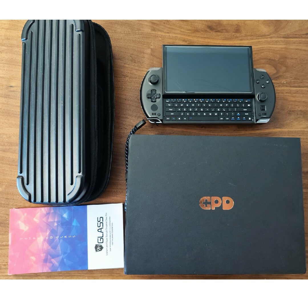 スマホ/家電/カメラGPD win4  32GB 1TB　訳あり