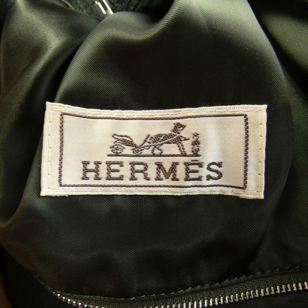 ご注意くださいエルメス HERMES ダウンジャケット