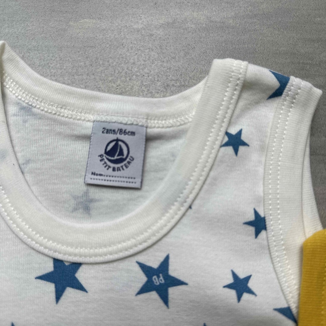 PETIT BATEAU(プチバトー)のプチバトー　タンクトップ　2枚セット　86サイズ キッズ/ベビー/マタニティのベビー服(~85cm)(タンクトップ/キャミソール)の商品写真