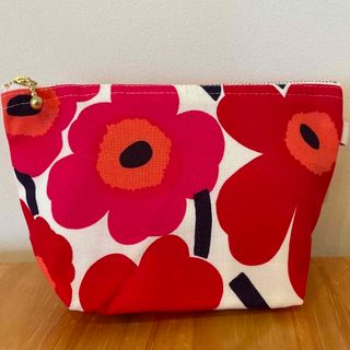 マリメッコ(marimekko)のマリメッコ　ポーチ　小(雑貨)