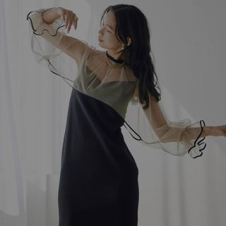 アメリヴィンテージ(Ameri VINTAGE)のMANY WAY AIRY VEIL DRESS(ロングドレス)