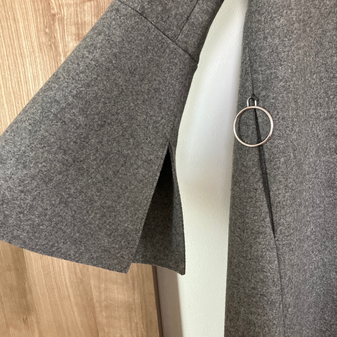 アイレネ　コート レディースのジャケット/アウター(ロングコート)の商品写真