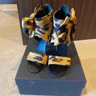 マノロブラニク(MANOLO BLAHNIK)のジュゼッペザノッティ　ヒール サンダル ルブタン マノロブラニク GUCCI(サンダル)