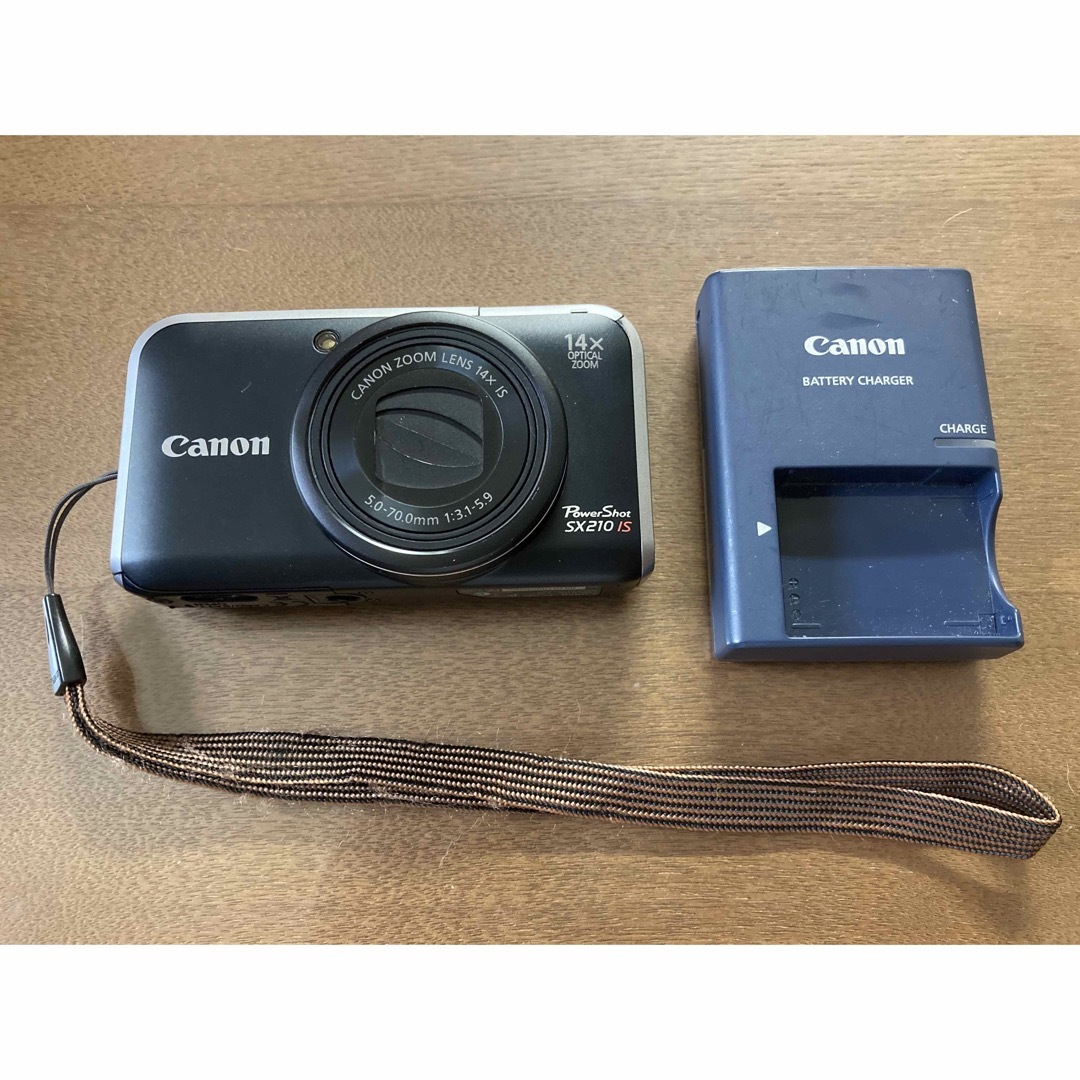 Canon(キヤノン)の【中古品】Canon PowerShot210 IS スマホ/家電/カメラのカメラ(コンパクトデジタルカメラ)の商品写真