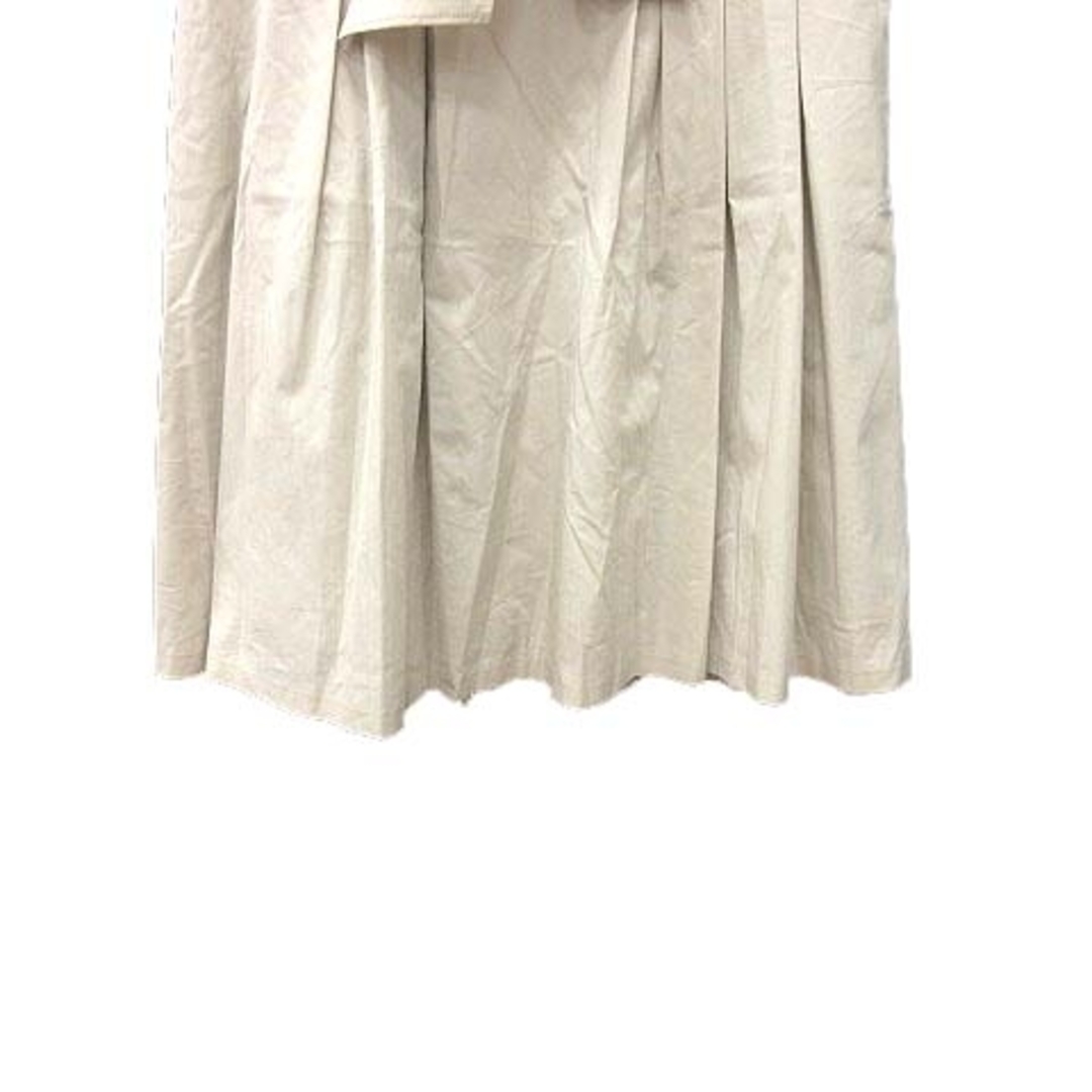 QUEENS COURT(クイーンズコート)のクイーンズコート フレアスカート ひざ丈 ウエストマーク 1 アイボリー 白 レディースのスカート(ひざ丈スカート)の商品写真