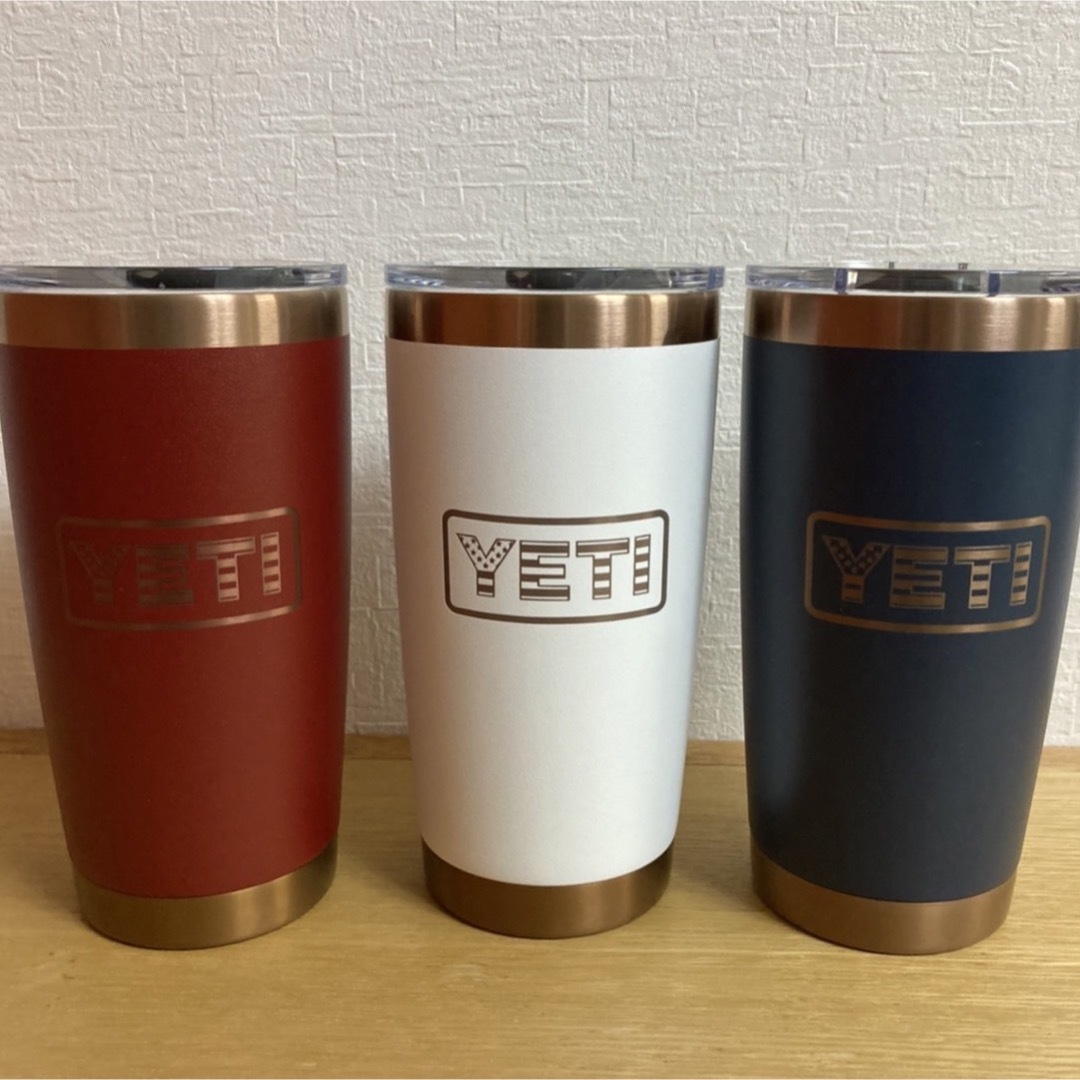 ネイビー【YETI】ベテランズデー限定 RAMBLER20ozTUMBLER 3色set