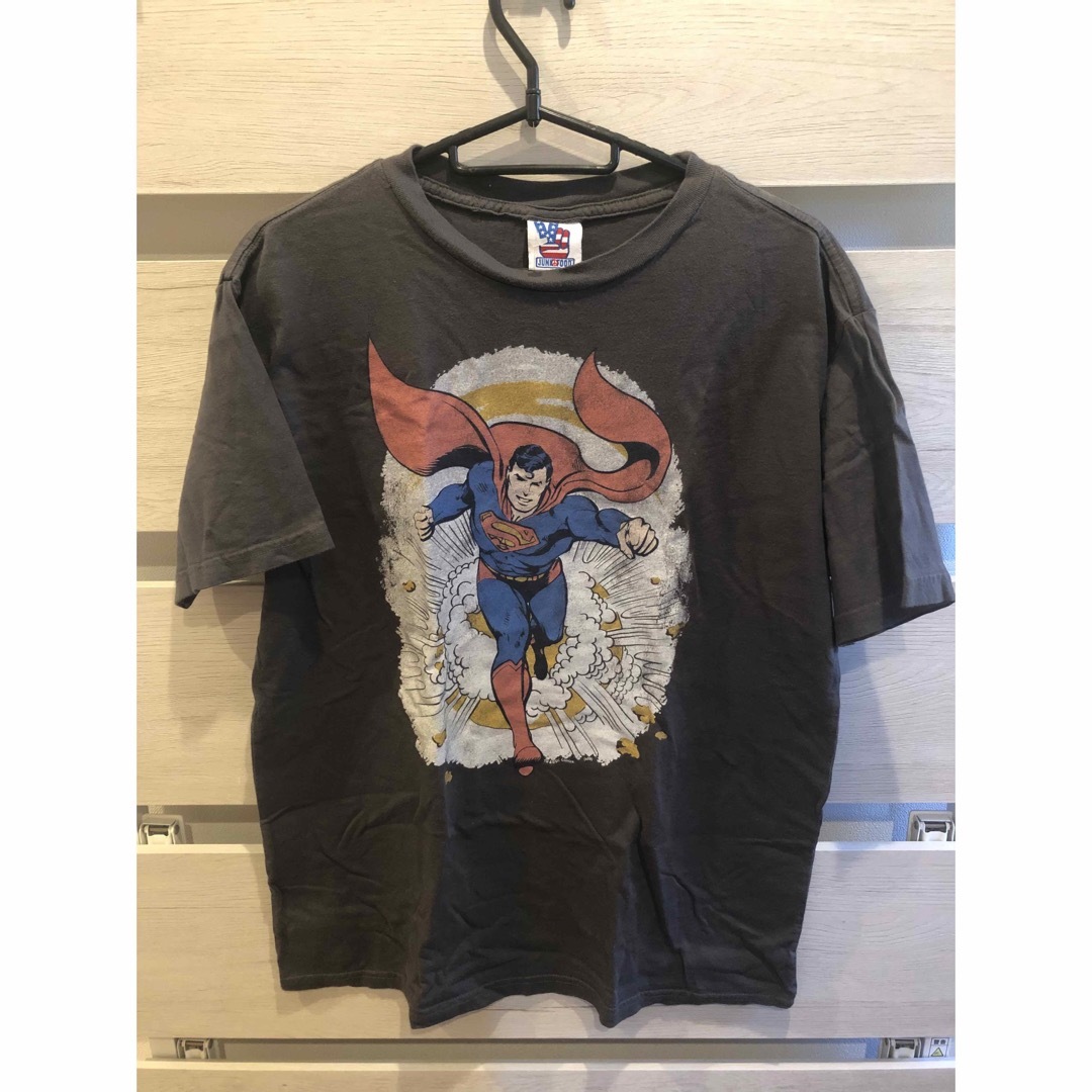 JUNK FOOD(ジャンクフード)のjunk food ジャンクフード　スーパーマン　tシャツ　米国古着屋購入 メンズのトップス(Tシャツ/カットソー(半袖/袖なし))の商品写真