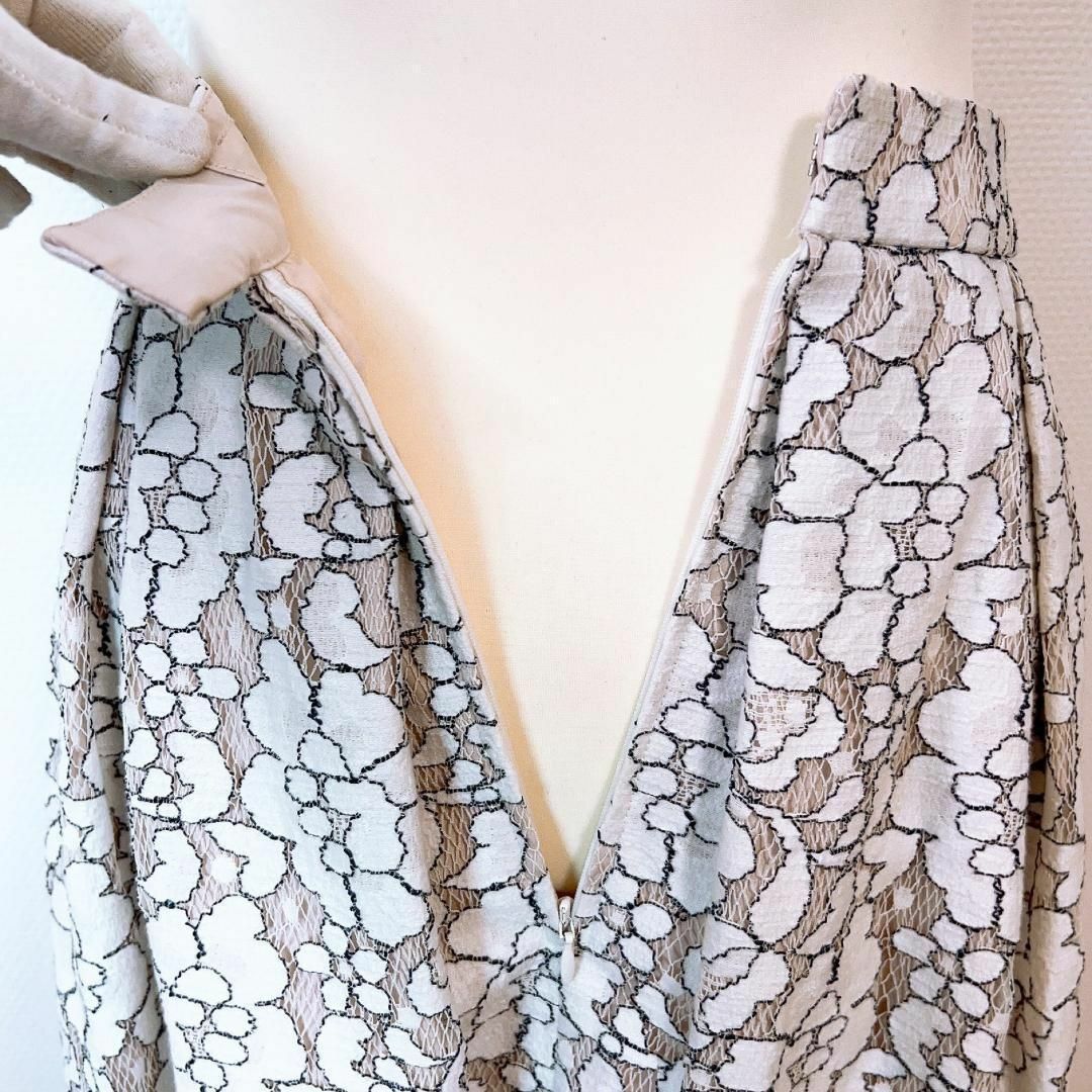 DOUBLE STANDARD CLOTHING(ダブルスタンダードクロージング)のVANILLA CoUTURE ダブルスタンダード 花柄 レースフレアスカート レディースのスカート(ひざ丈スカート)の商品写真