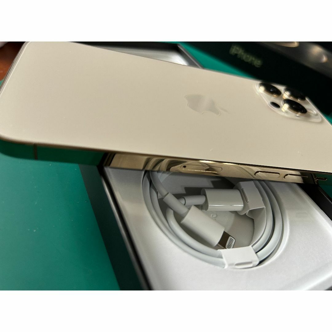 【SIMフリー】Apple iPhone12ProMax256GB/ゴールド