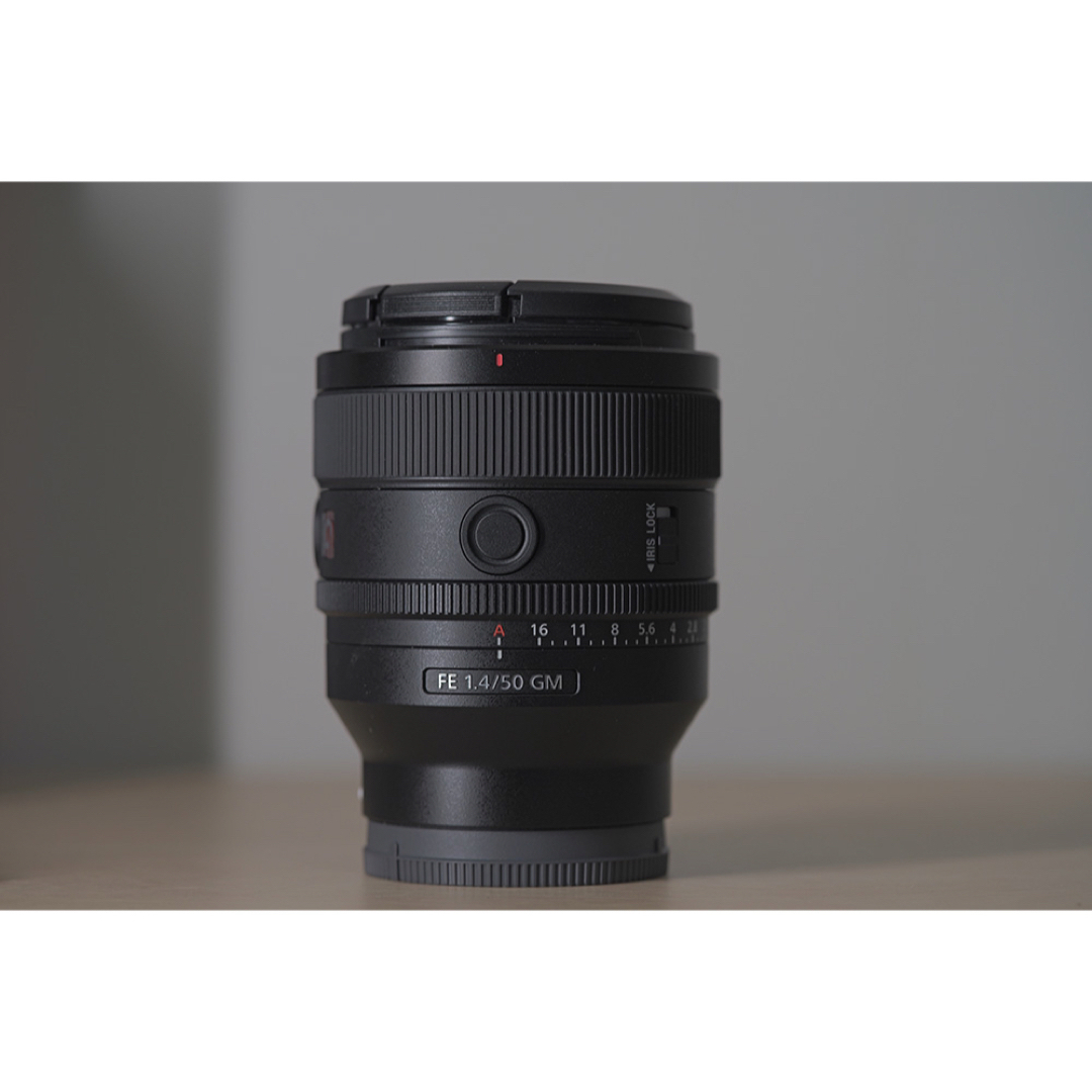 SONY(ソニー)のSONY FE 50mm F1.4 GM SEL50F14GM スマホ/家電/カメラのカメラ(レンズ(単焦点))の商品写真