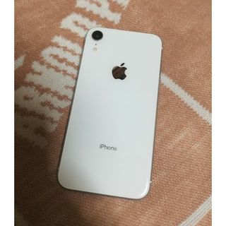 iPhoneXR 64GB ホワイト　白　スマートフォン　Apple