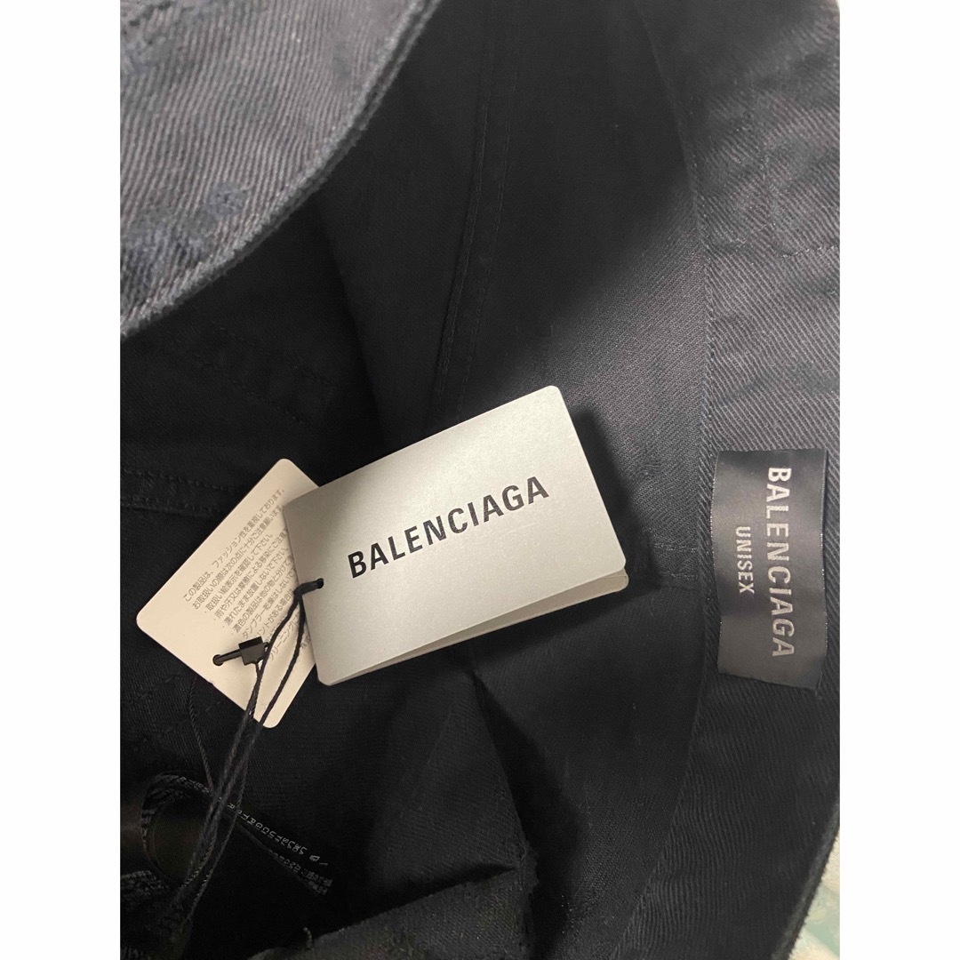 BALENCIAGA SUPER DESTROYED BAGGY メンズのパンツ(デニム/ジーンズ)の商品写真