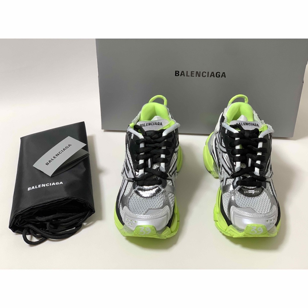 BALENCIAGA  新品