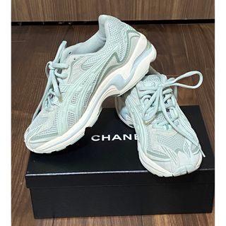 アシックス(asics)の美品　asics レディース　スニーカー　23.5cm(スニーカー)