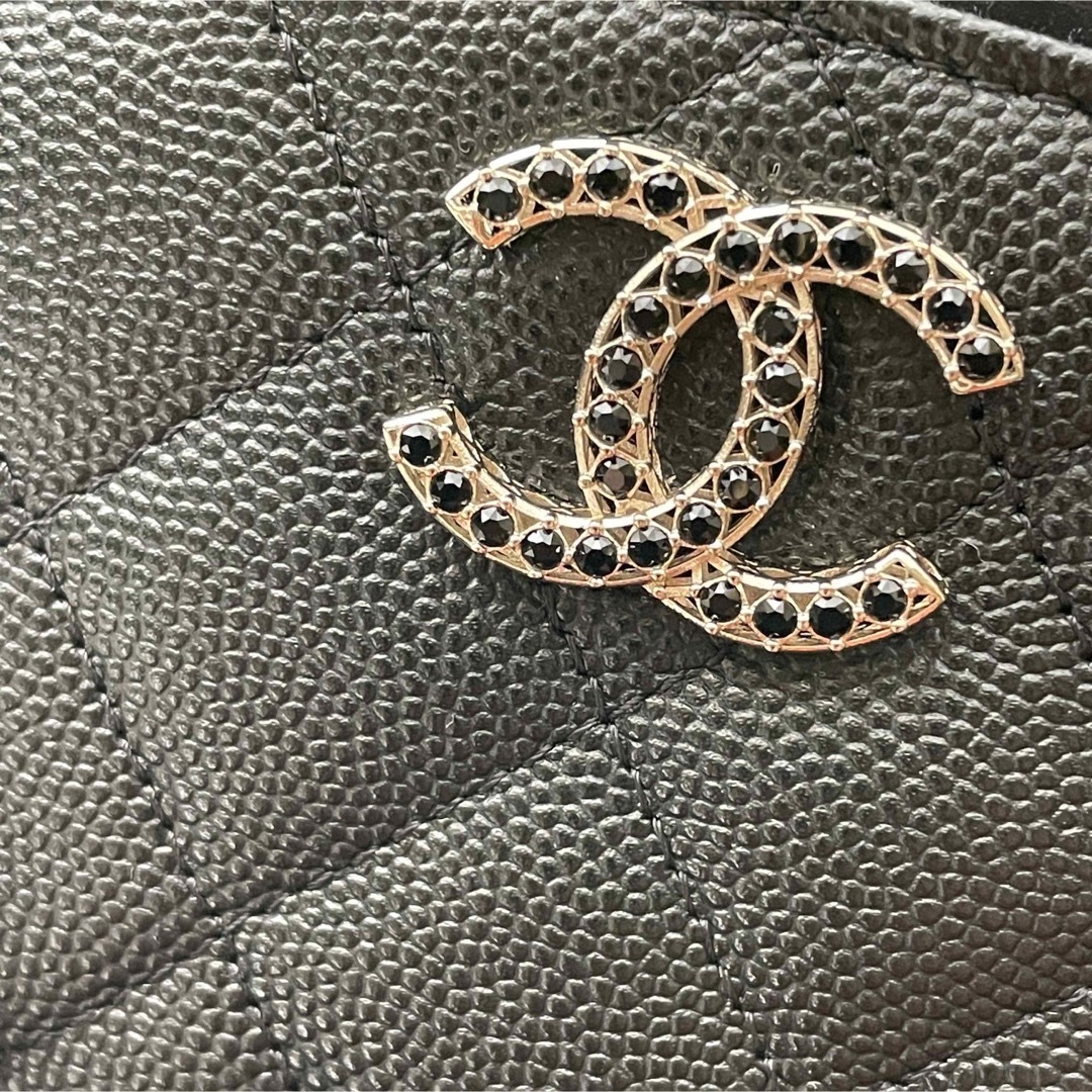 CHANEL(シャネル)のCHANEL 最新 23 ジップコインパース カードケース レディースのファッション小物(コインケース)の商品写真