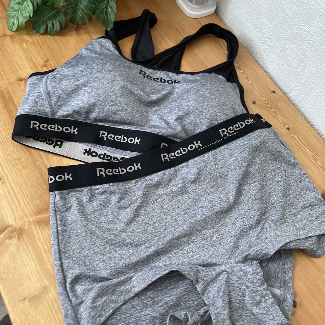Reebok - 【リーボック】新品未使用品 スポーツブラセット グレー